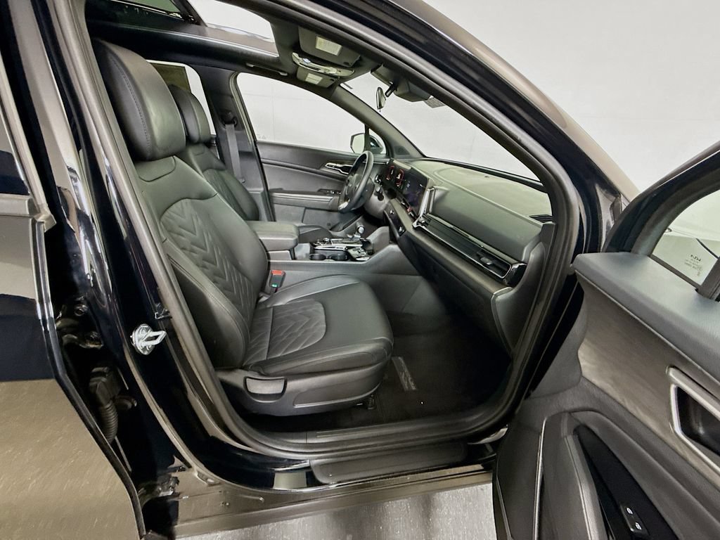 Used 2023 Kia Sportage X-Line w/ X-Line Premium Package AWD/4WD image 28