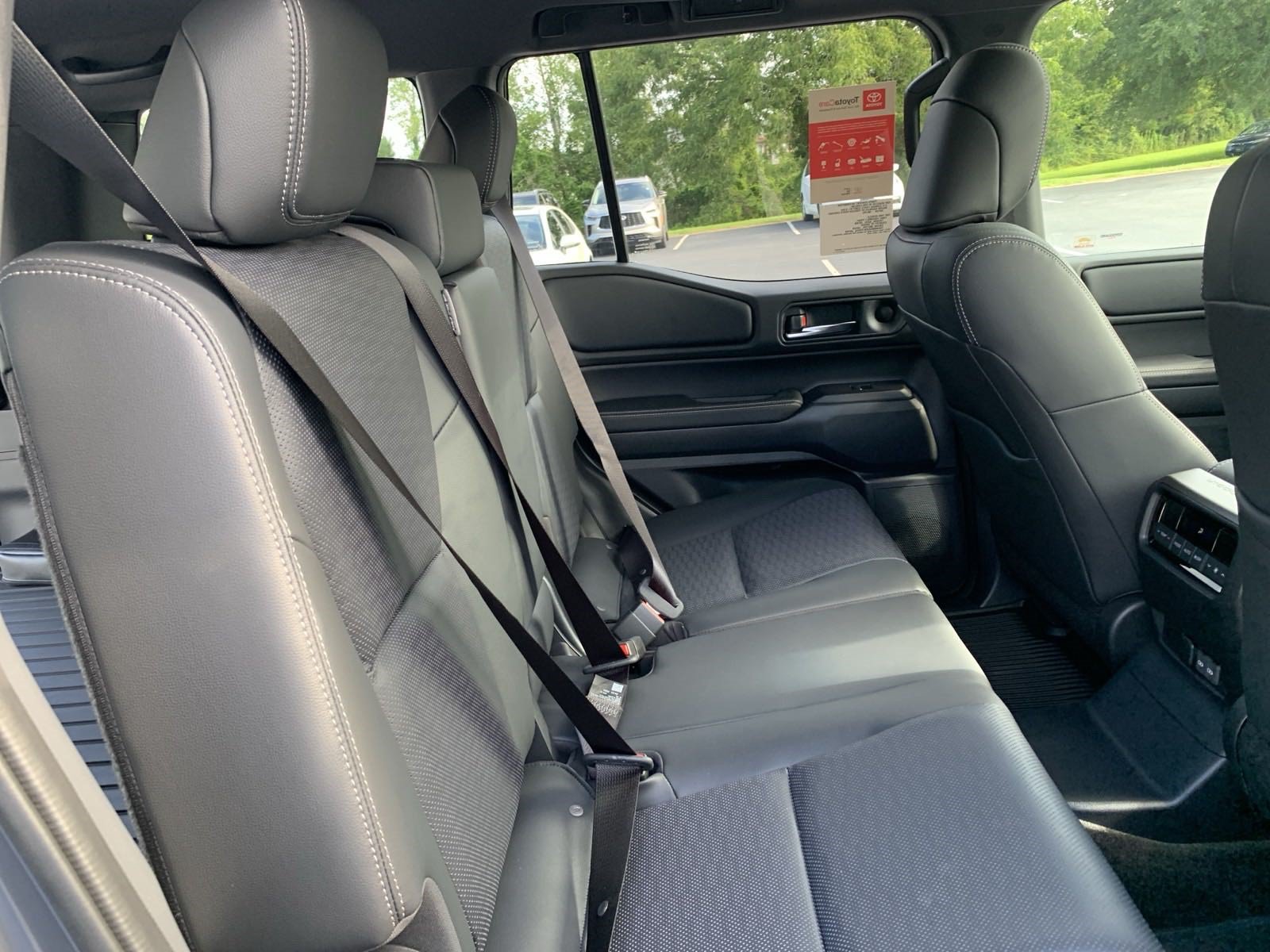 New 2024 Toyota Land Cruiser w/ Premium Package AWD/4WD image 28