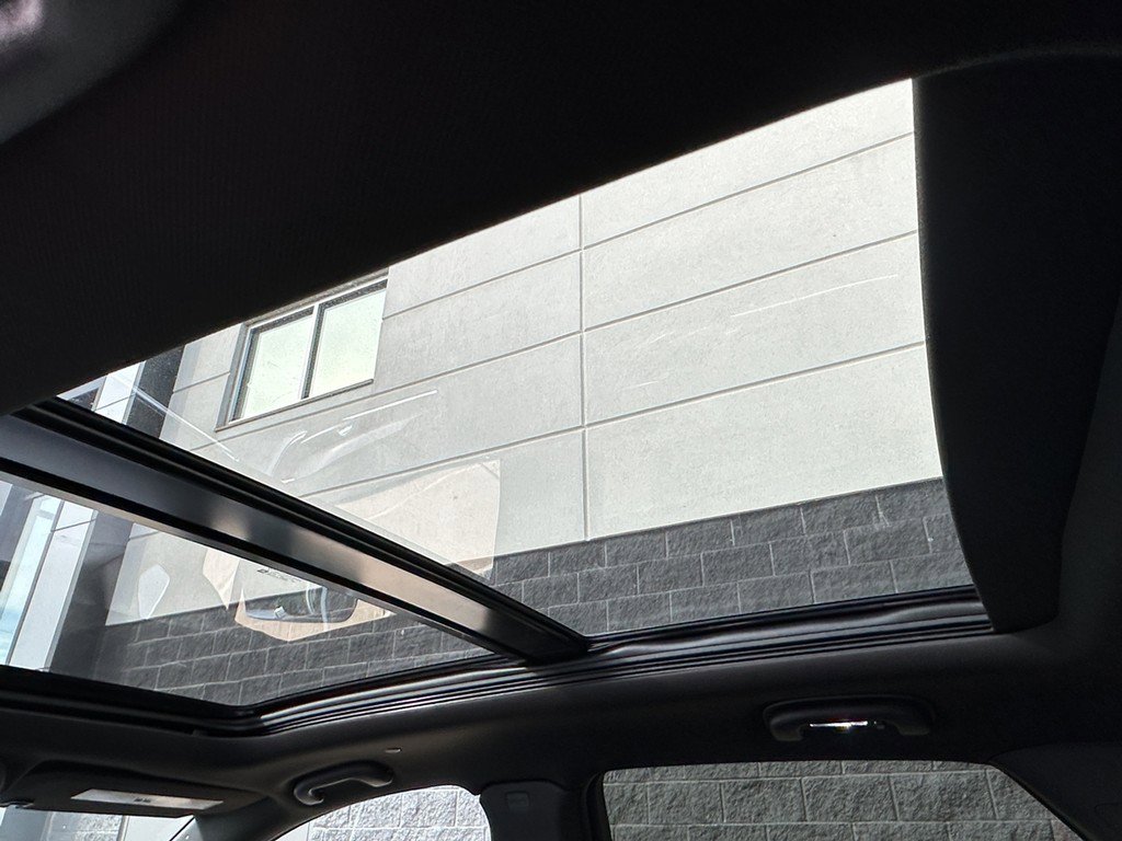 Certified 2025 Cadillac XT5 Premium Luxury image 9