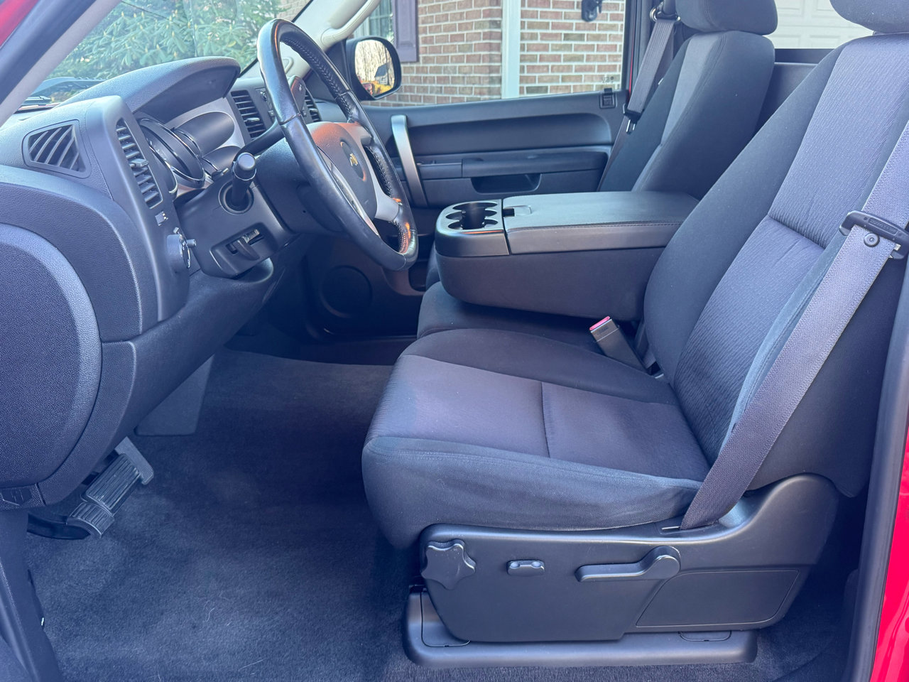 Used 2011 Chevrolet Silverado 1500 LT image 6