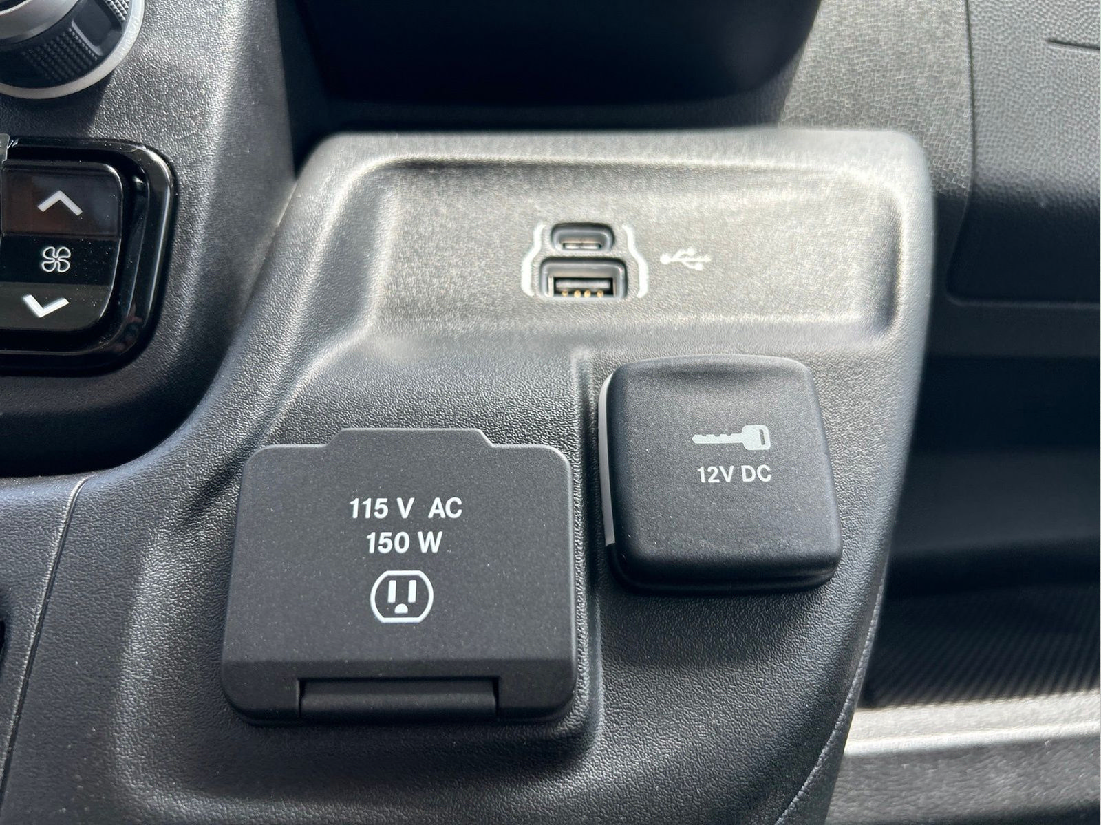 New 2026 RAM ProMaster 2500 w/ Advanced Safety Group FWD image 28