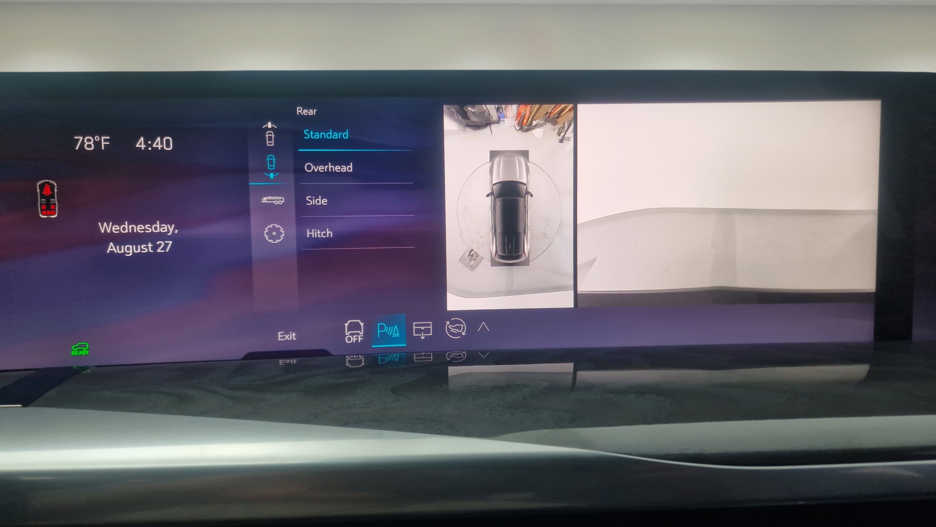 New 2025 Cadillac Escalade IQ Sport 2 w/ LPO, ONYX Package image 21