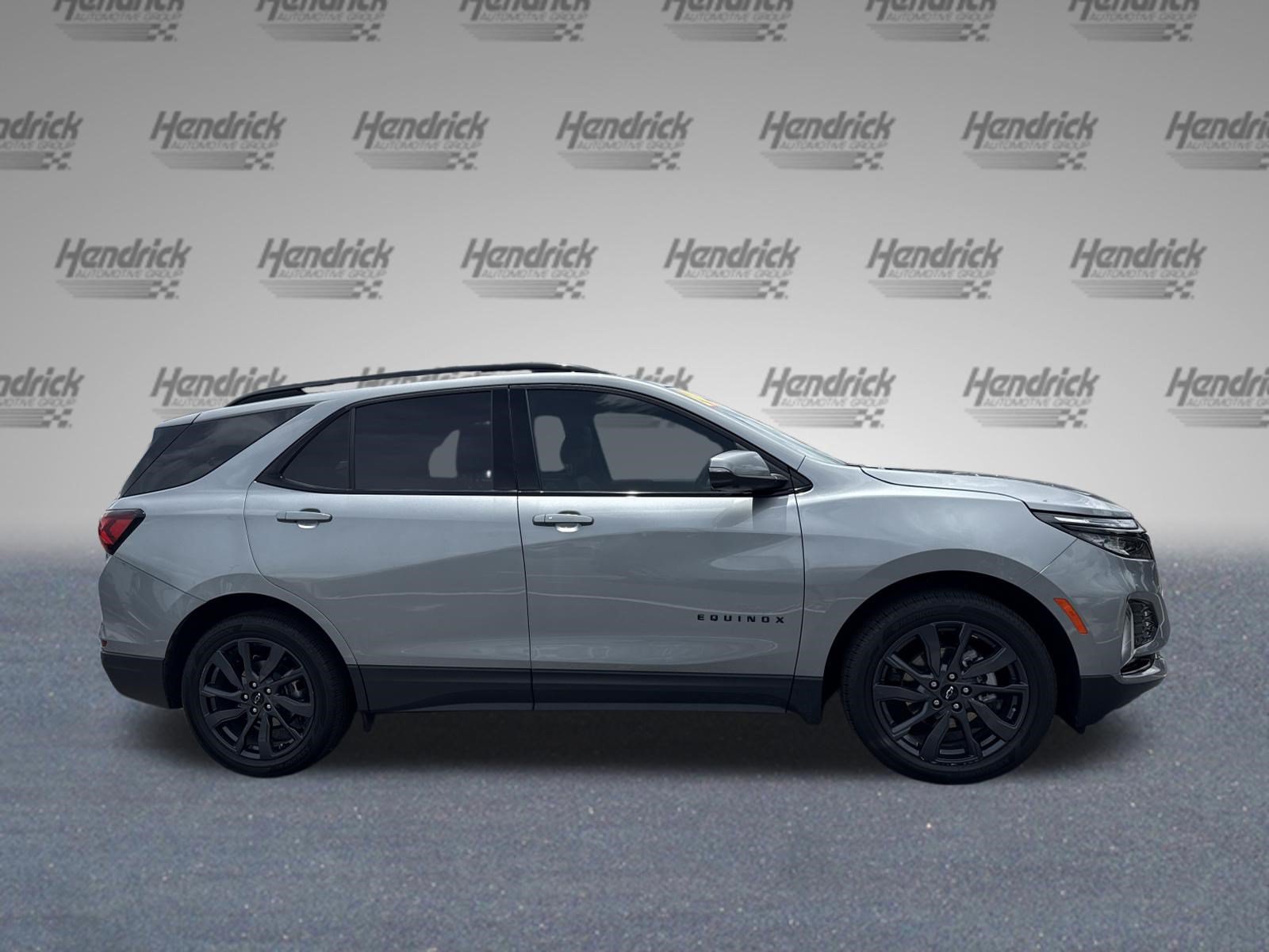 Used 2024 Chevrolet Equinox RS FWD image 11