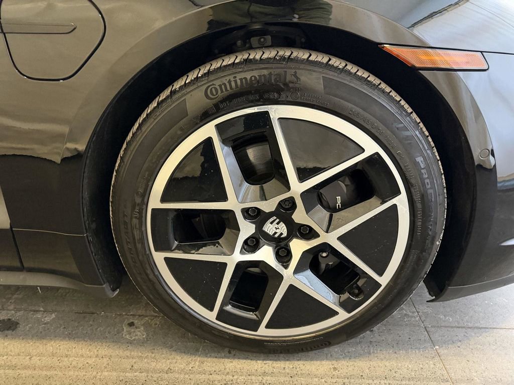 Certified 2025 Porsche Taycan RWD image 13