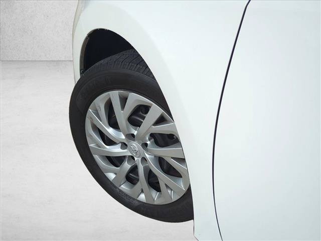 Certified 2018 Toyota Corolla LE FWD image 8