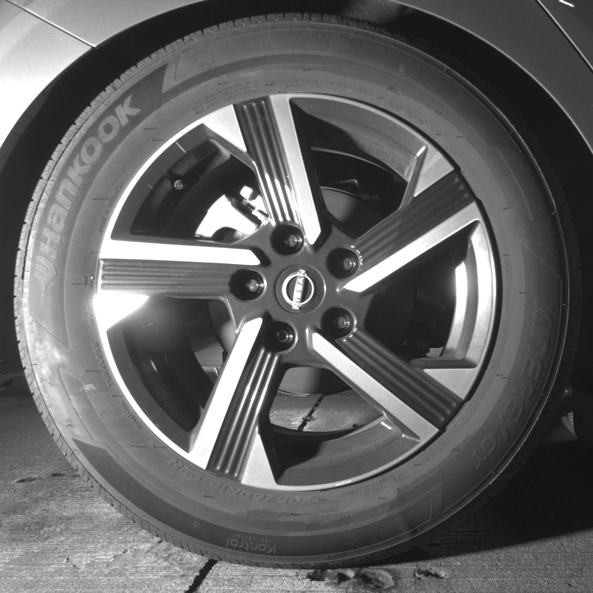 Used 2025 Nissan Sentra SV FWD image 15