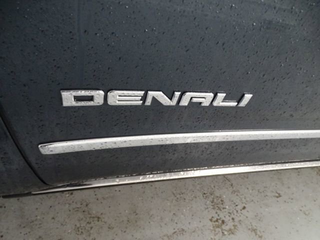 Used 2020 GMC Yukon Denali w/ Open Road Package image 26