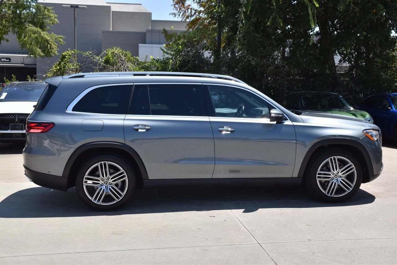 Used 2024 Mercedes-Benz GLS 450 4MATIC image 6