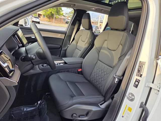 New 2026 Volvo XC90 B6 Plus AWD/4WD image 8