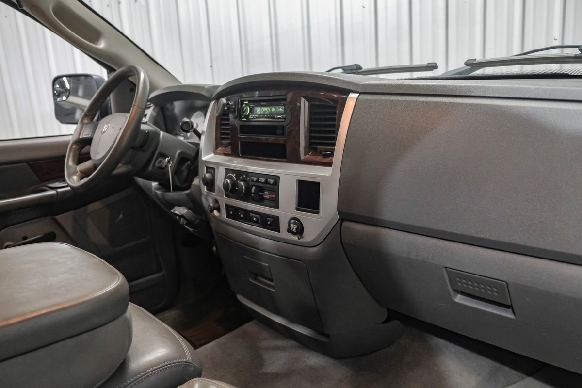 Used 2008 Dodge Ram 3500 Truck Laramie w/ Trailer Tow Group image 12