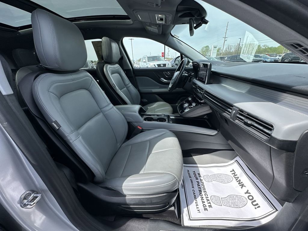 Used 2020 Lincoln Corsair Reserve w/ Elements Package FWD image 25
