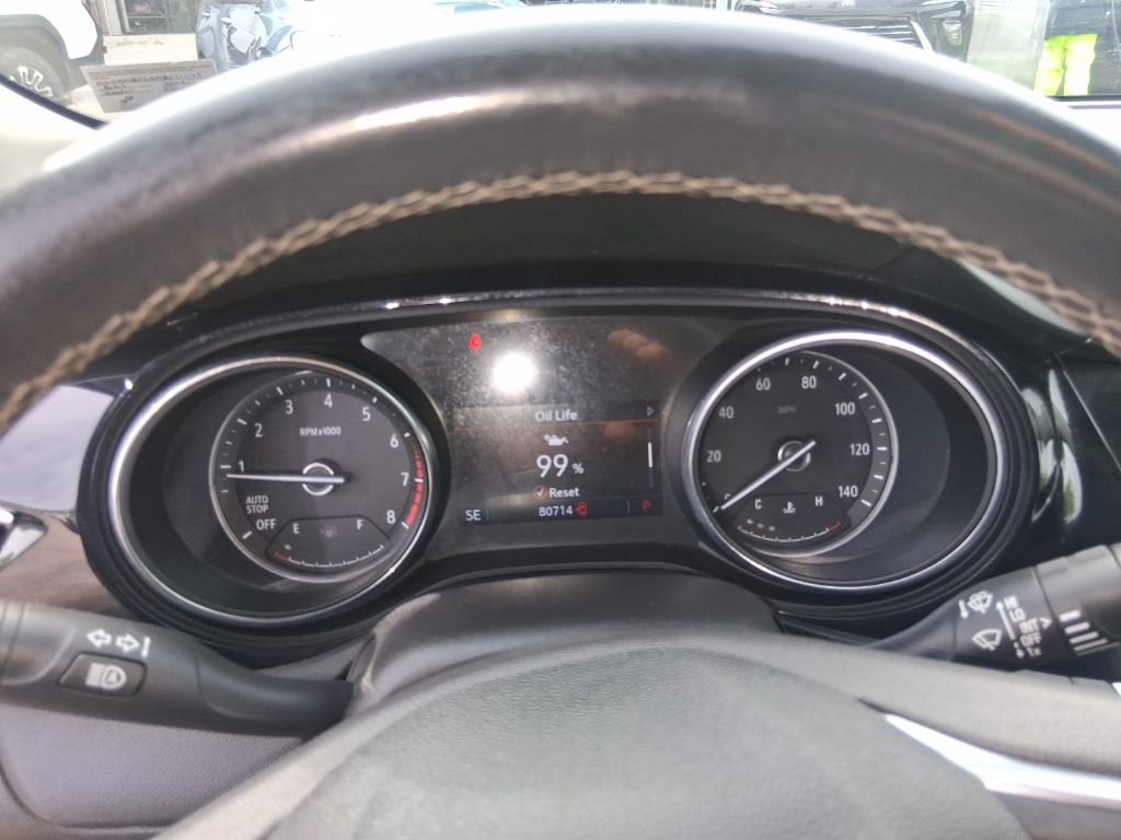 Used 2021 Buick Encore GX Preferred w/ Sport Touring Package image 14