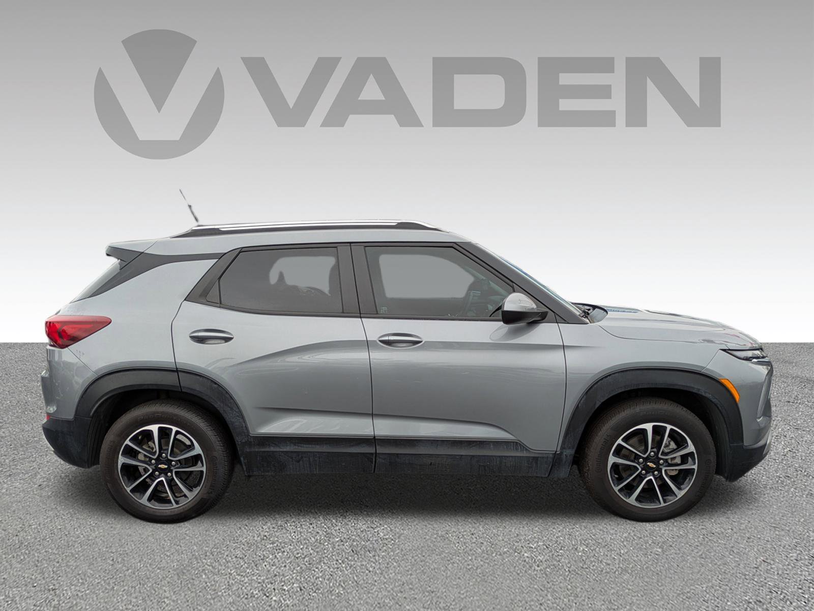 Used 2024 Chevrolet TrailBlazer LT w/ Convenience Package image 25