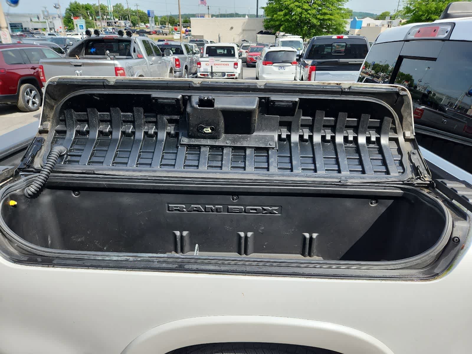 Used 2019 RAM 1500 Limited AWD/4WD image 27
