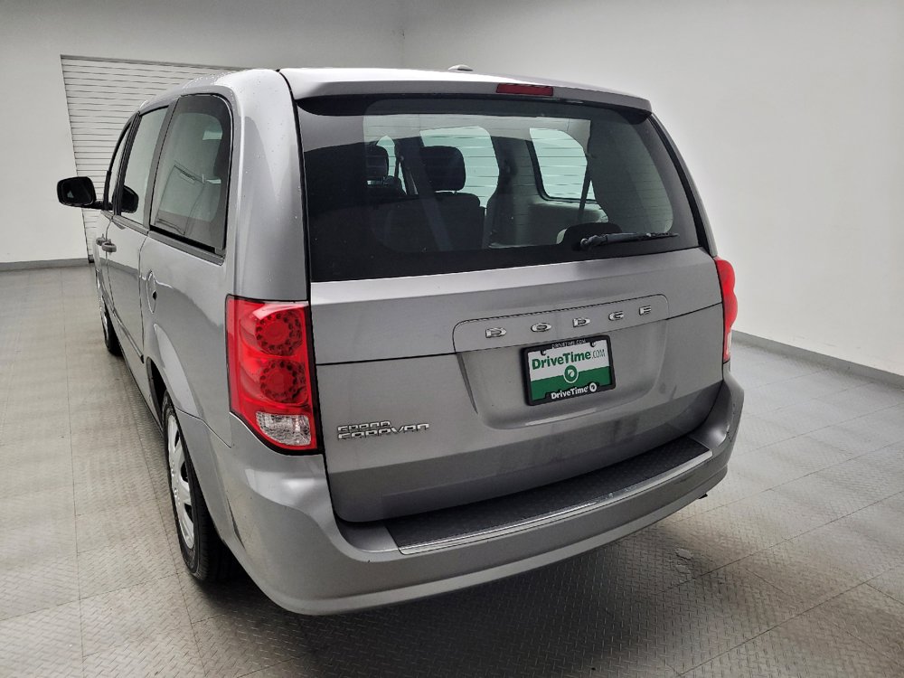 Used 2016 Dodge Grand Caravan American Value Package w/ UConnect Hands-Free Group FWD image 6