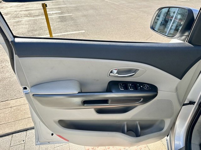 Used 2020 Kia Sedona EX image 10