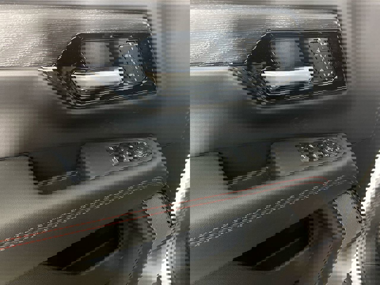 New 2026 GMC Yukon XL AT4 Ultimate image 13