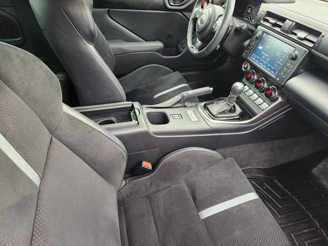 Used 2022 Toyota GR86 Premium image 15