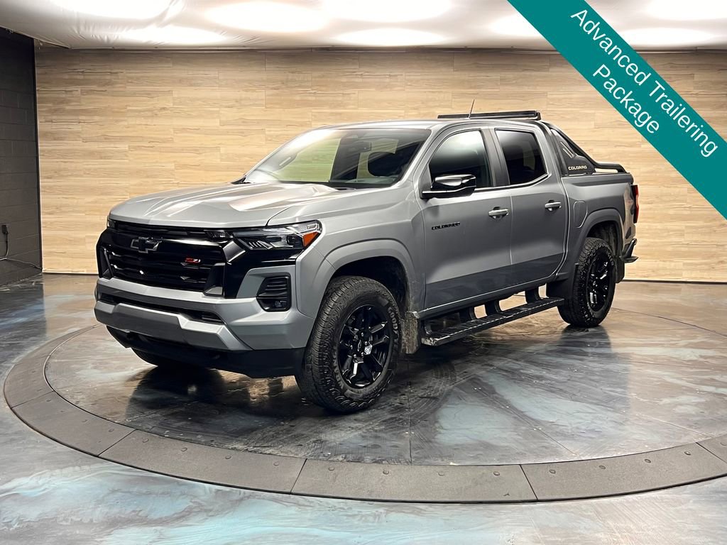 Used 2025 Chevrolet Colorado Z71 w/ Midnight Edition image 5