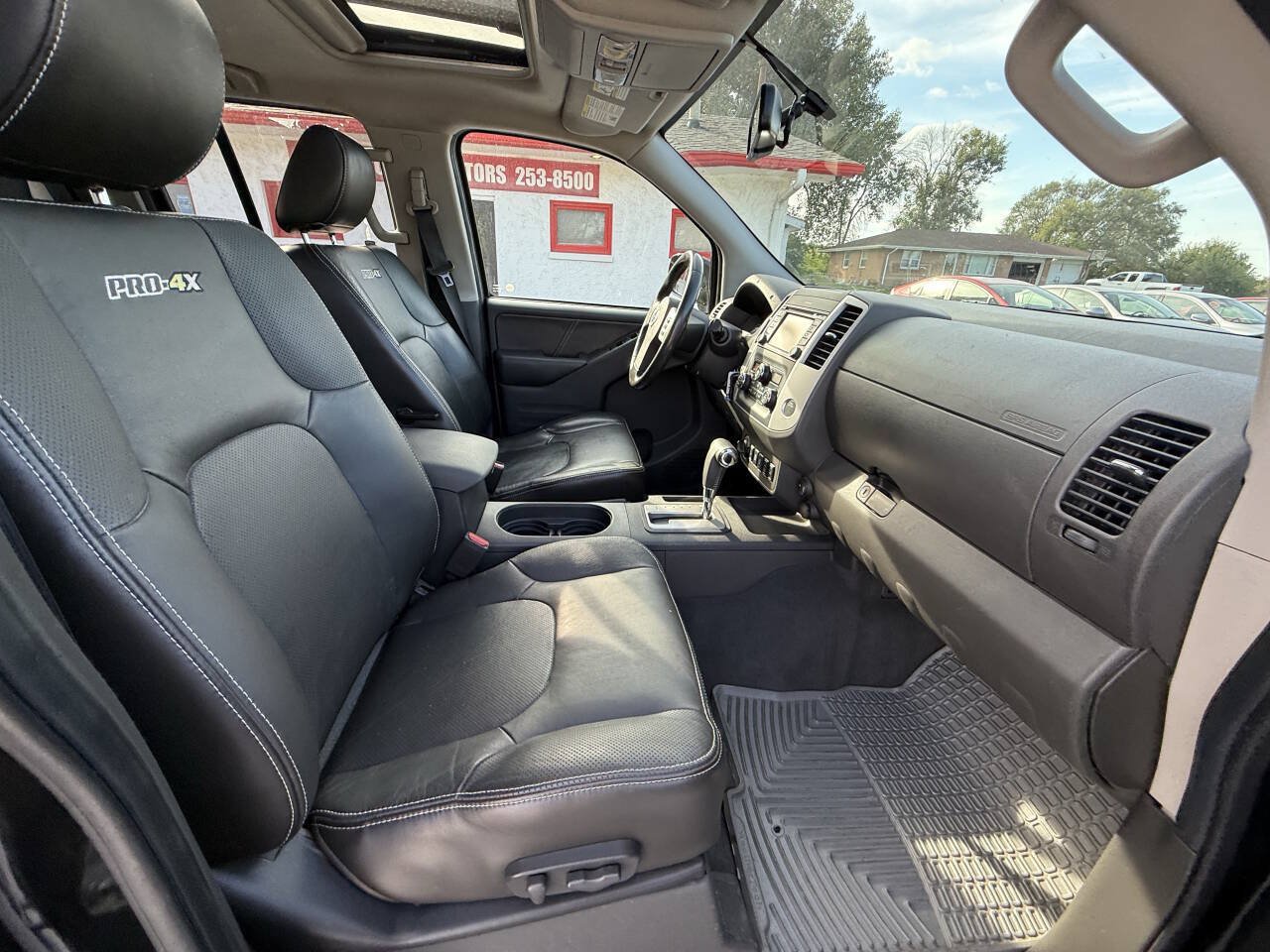 Used 2019 Nissan Frontier PRO-4X w/ Pro-4x Luxury Package AWD/4WD image 24