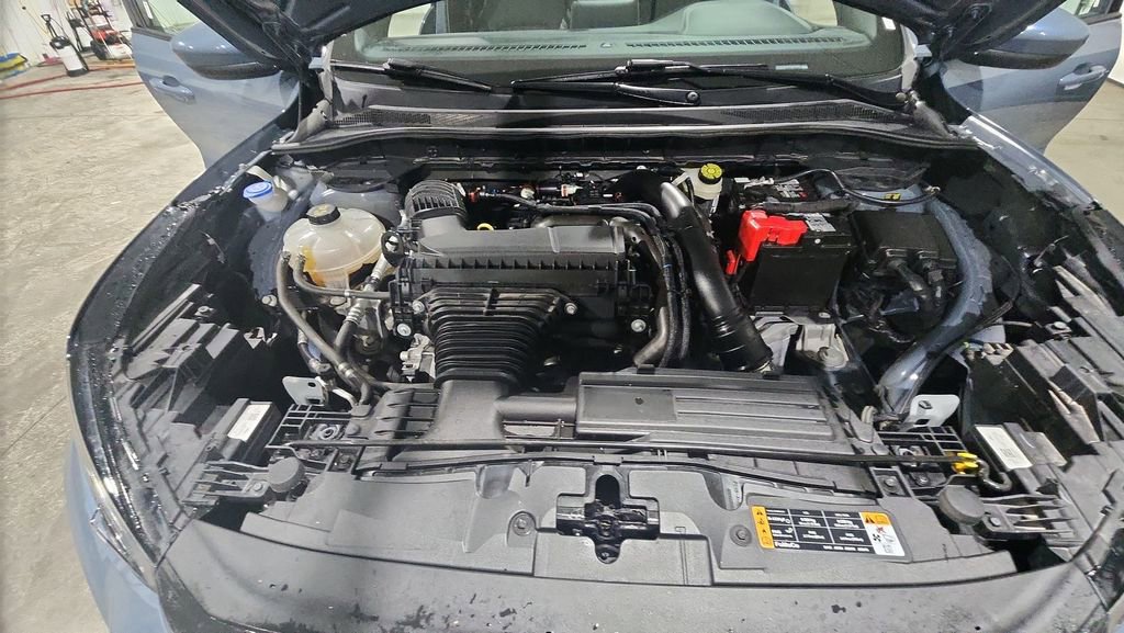 Used 2024 Ford Escape ST-Line Select w/ Class II Trailer Tow Package image 29