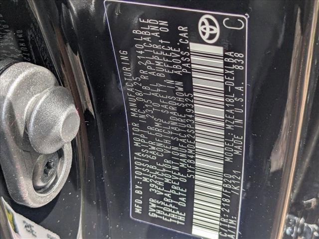 Used 2025 Toyota Corolla LE FWD image 16