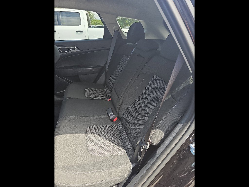 New 2026 Kia Sportage S image 24