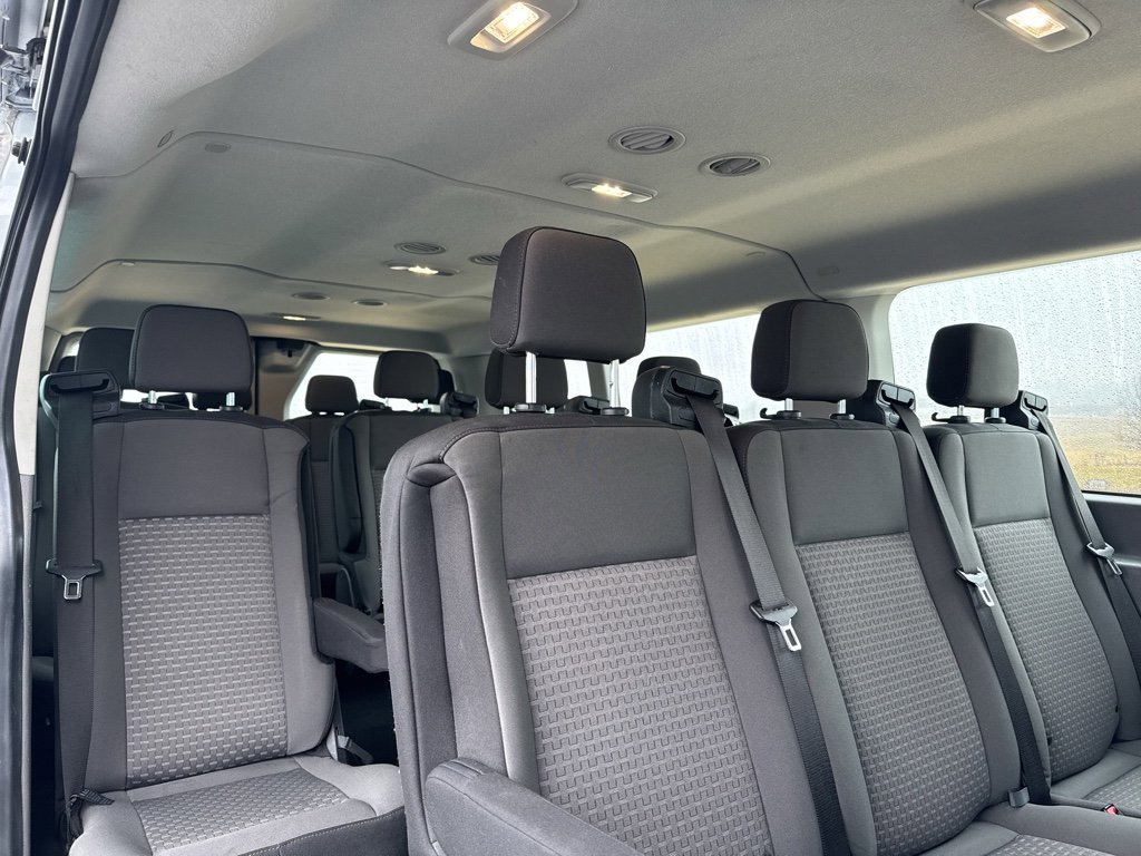 Used 2023 Ford Transit 350 XLT image 17