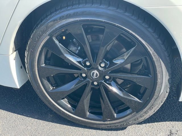 Certified 2023 Nissan Maxima SR w/ Sport Mat Group FWD image 27