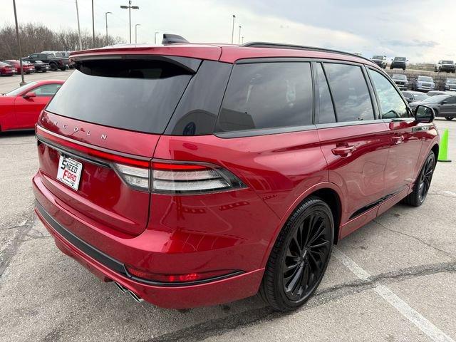Used 2025 Lincoln Aviator Reserve w/ Equipment Group 201A image 7