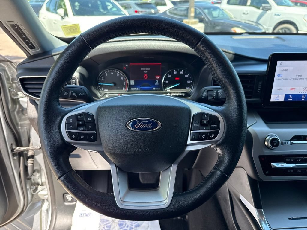 Certified 2022 Ford Explorer XLT w/ Equipment Group 202A AWD/4WD image 12