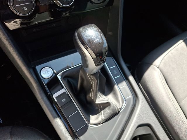 Used 2024 Volkswagen Taos SE FWD image 16