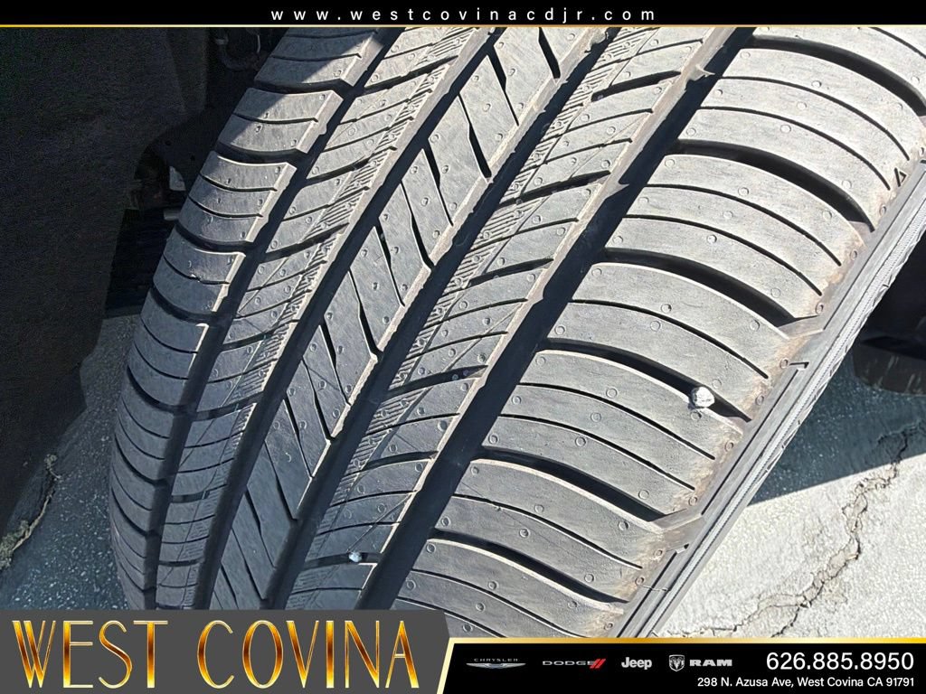 Used 2023 Cadillac Escalade V AWD/4WD image 39
