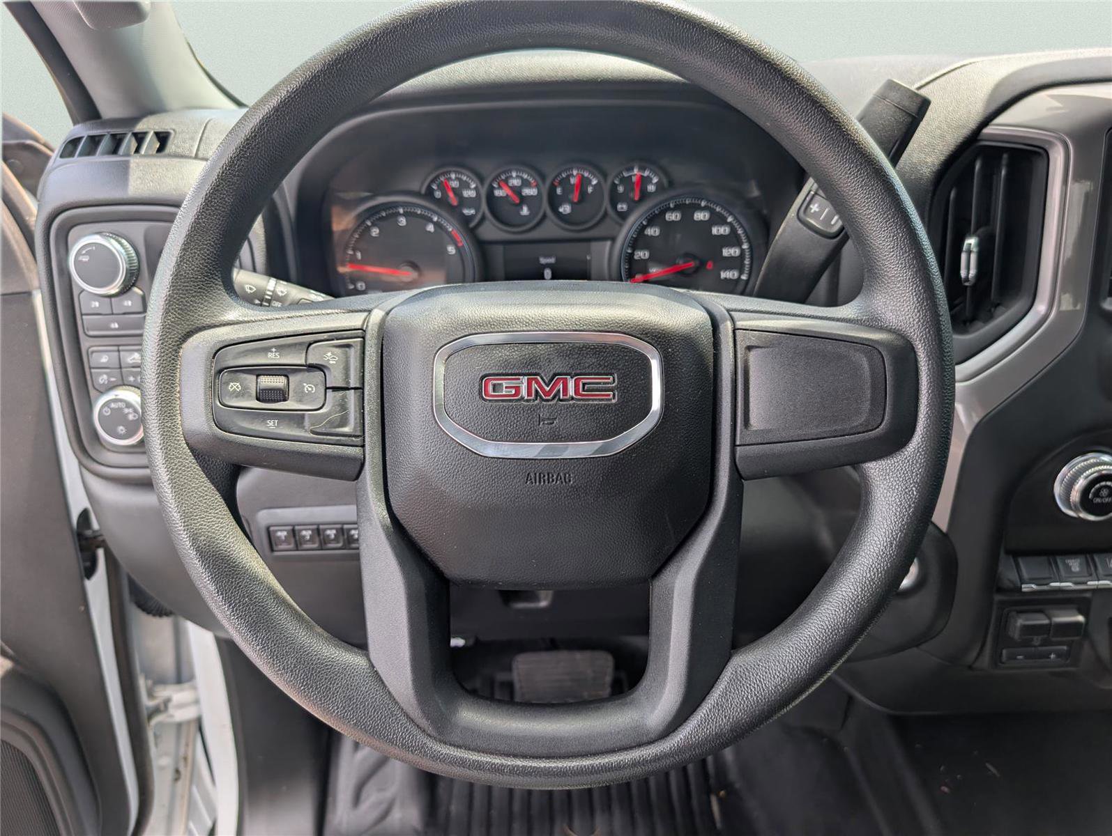 Used 2024 GMC Sierra 3500 Pro AWD/4WD image 19