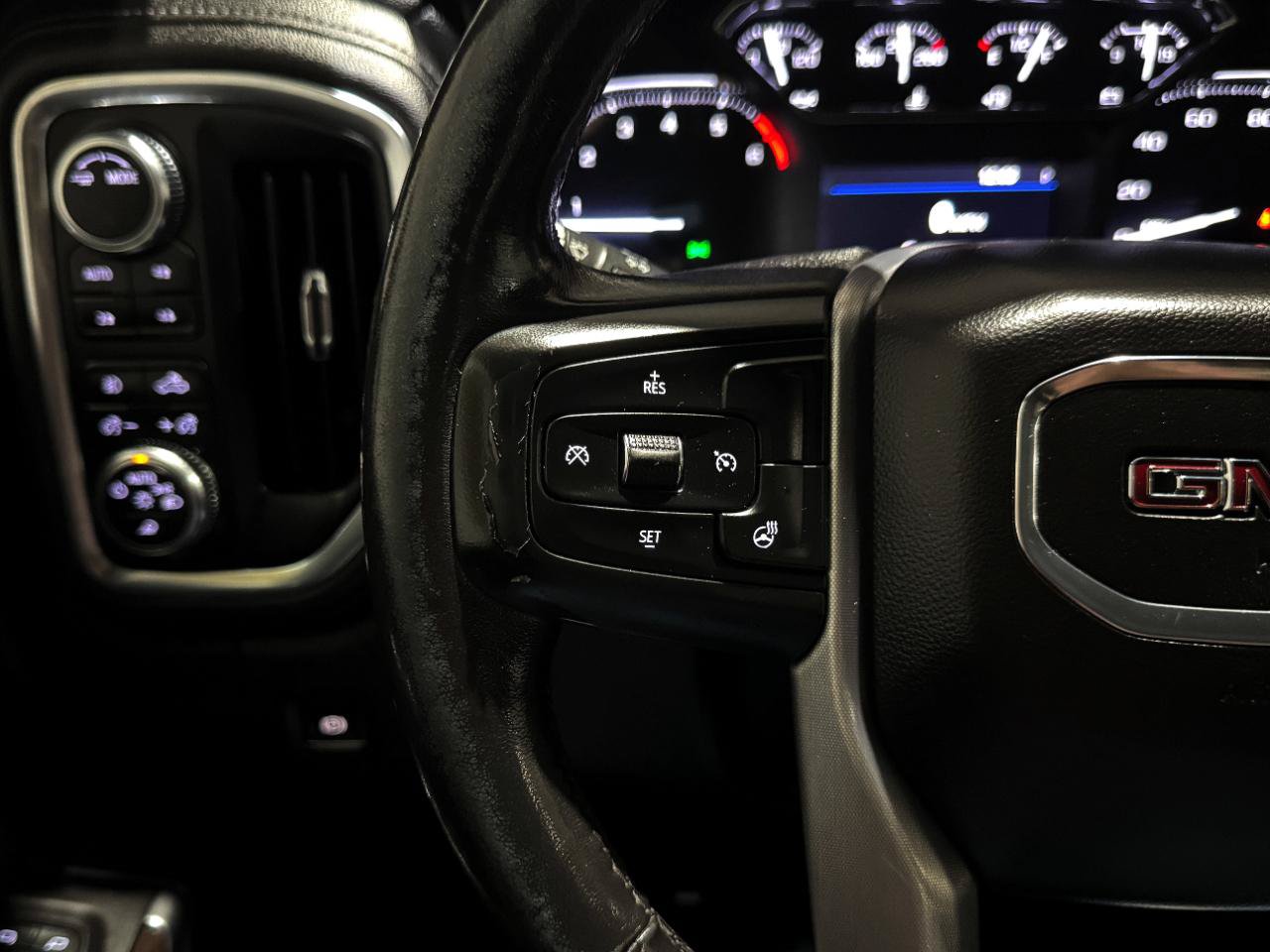 Used 2021 GMC Sierra 2500 SLT AWD/4WD image 22