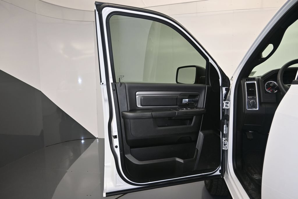 Used 2022 RAM 1500 Warlock AWD/4WD image 10