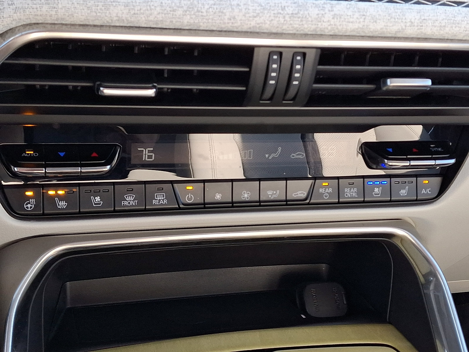 Certified 2026 MAZDA CX-90 3.3 Turbo S w/ Premium Plus image 19