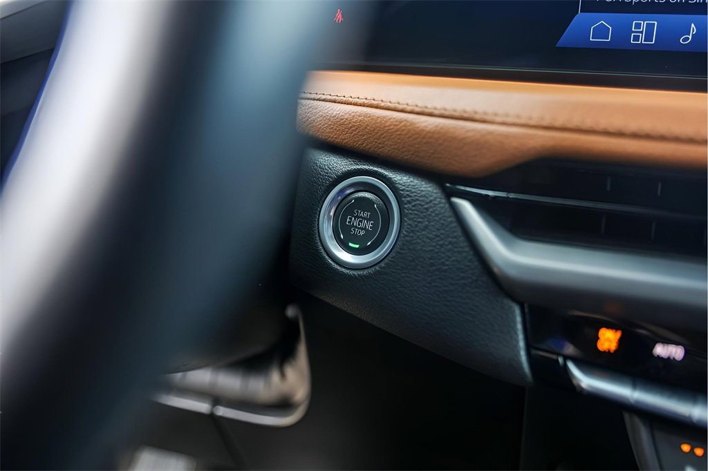 Used 2024 Cadillac XT4 Premium Luxury w/ Active Safety Package image 22