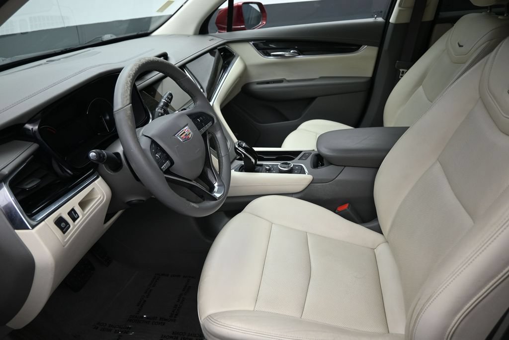 Used 2020 Cadillac XT6 Premium Luxury FWD image 12