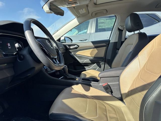 Used 2020 Volkswagen Jetta SEL Premium image 11