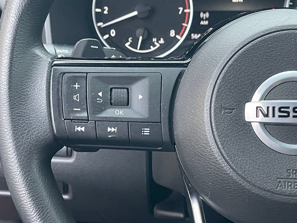 Used 2021 Nissan Rogue SV AWD/4WD image 16
