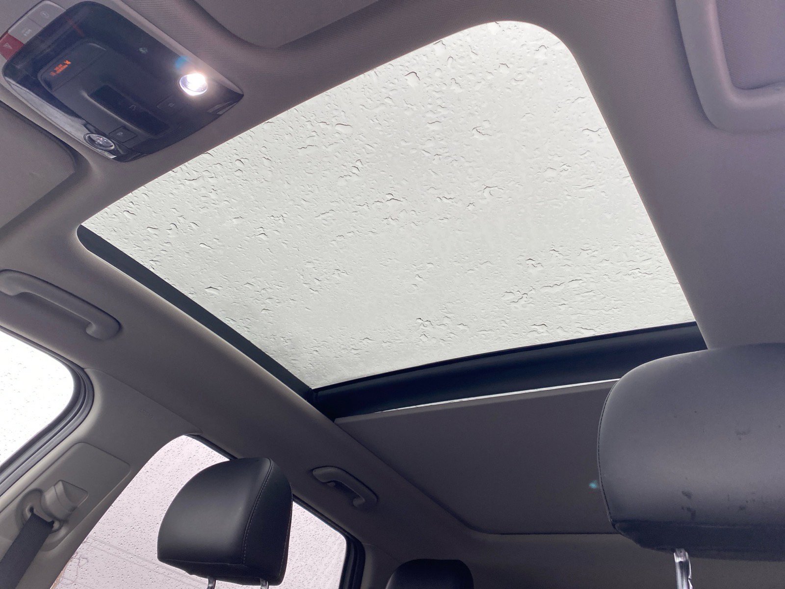 Certified 2023 Kia Sorento S w/ Panoramic Sunroof Package image 26
