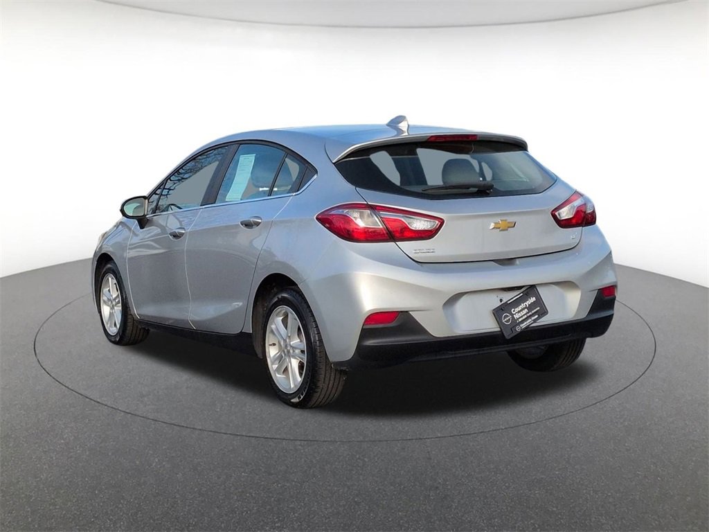 Used 2018 Chevrolet Cruze LT w/ Convenience Package image 7