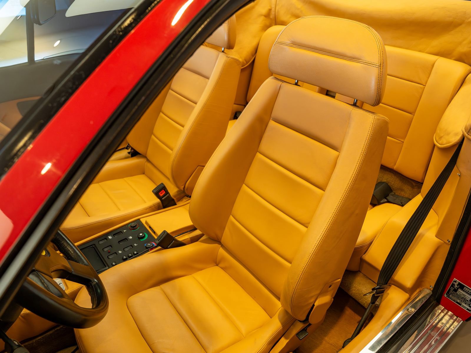 Used 1989 Ferrari Mondial T Cabriolet RWD image 11