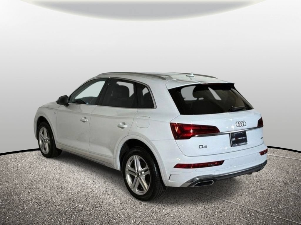 Used 2023 Audi Q5 e Premium w/ Convenience Package AWD/4WD image 6