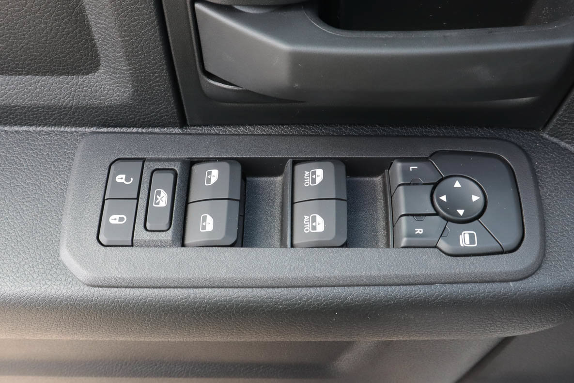 New 2027 RAM 3500 Tradesman AWD/4WD image 10
