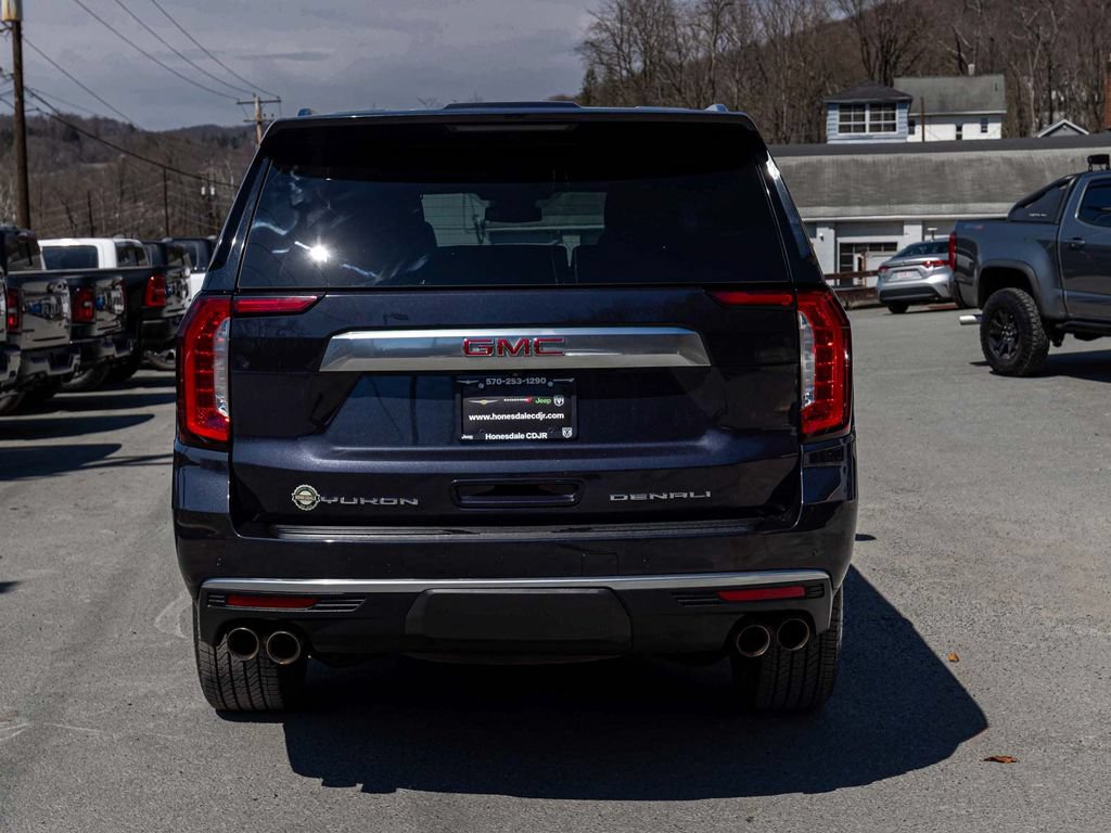Used 2024 GMC Yukon Denali AWD/4WD image 5