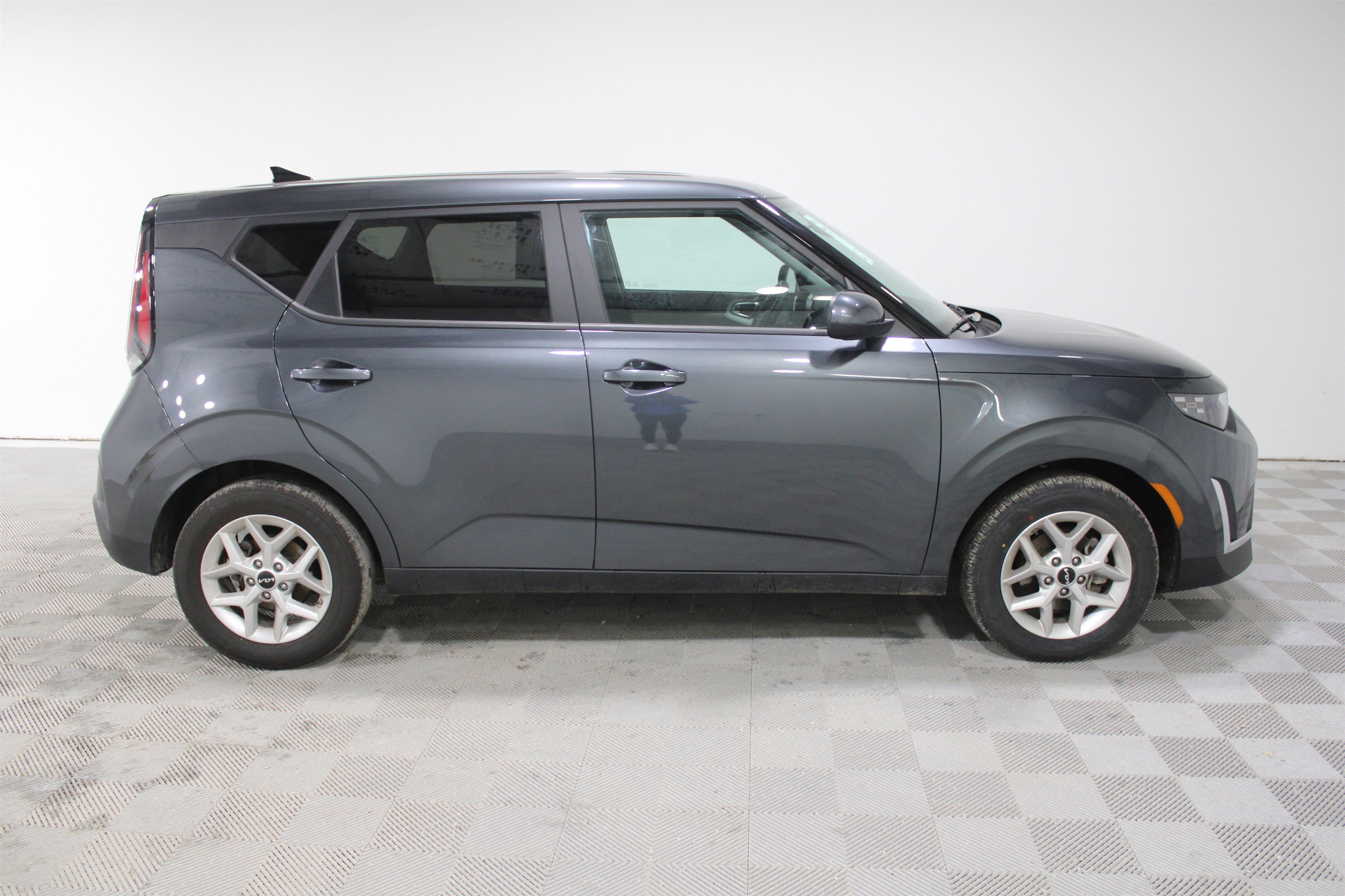 Used 2024 Kia Soul LX w/ Option Group 015 image 26