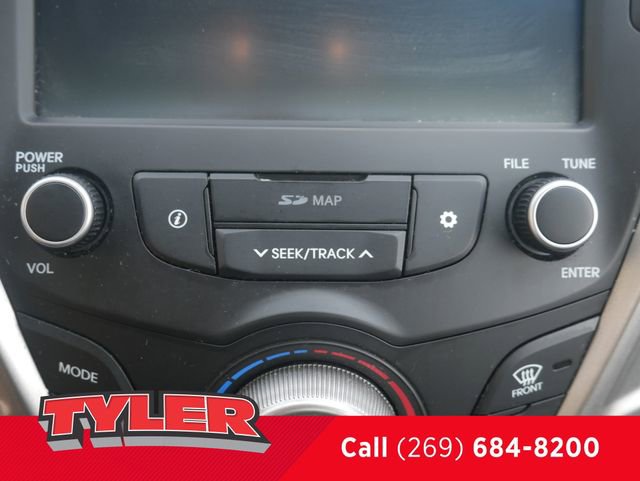 Used 2017 Hyundai Veloster Value Edition FWD image 31