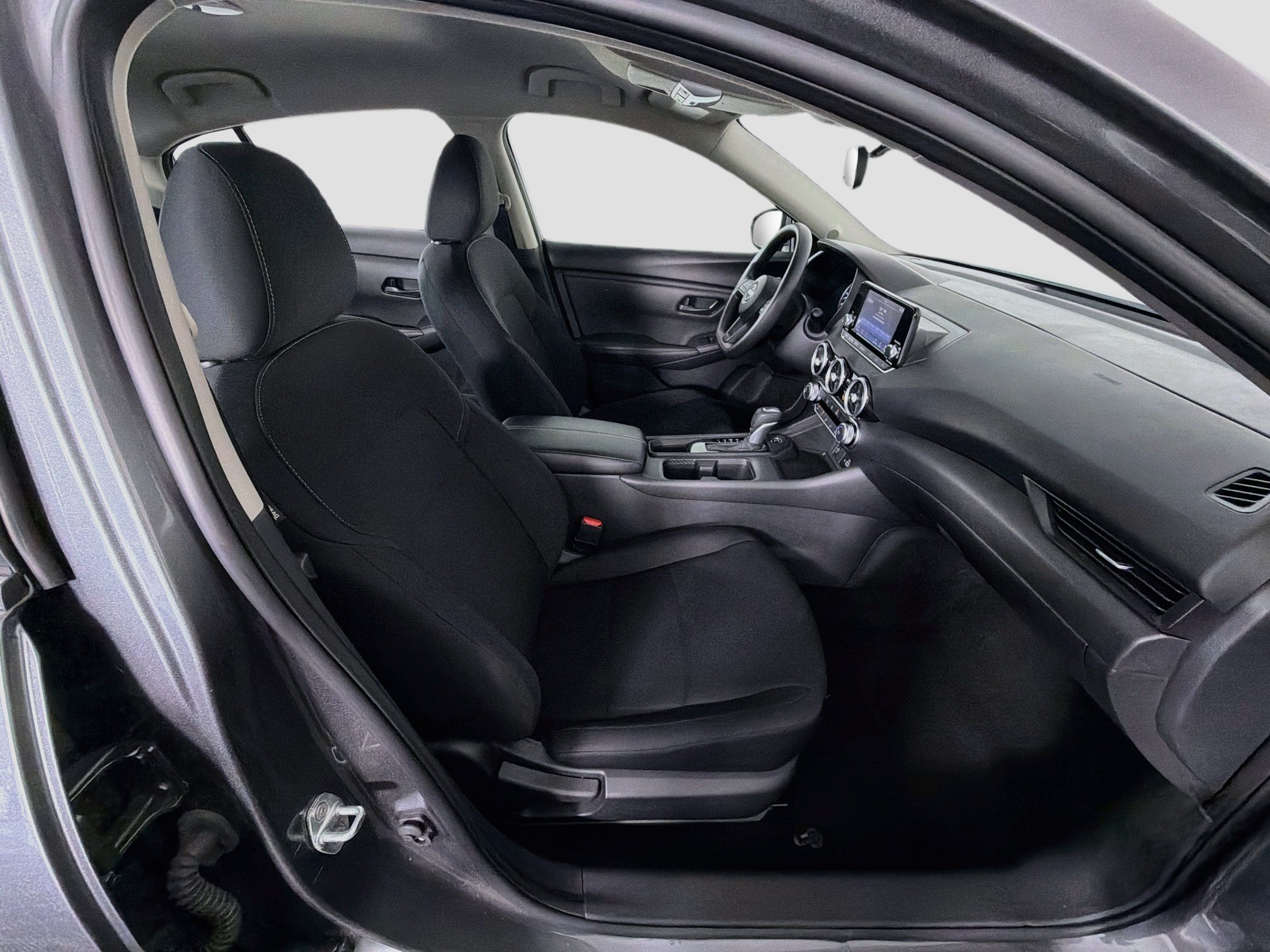 Used 2025 Nissan Sentra S FWD image 30
